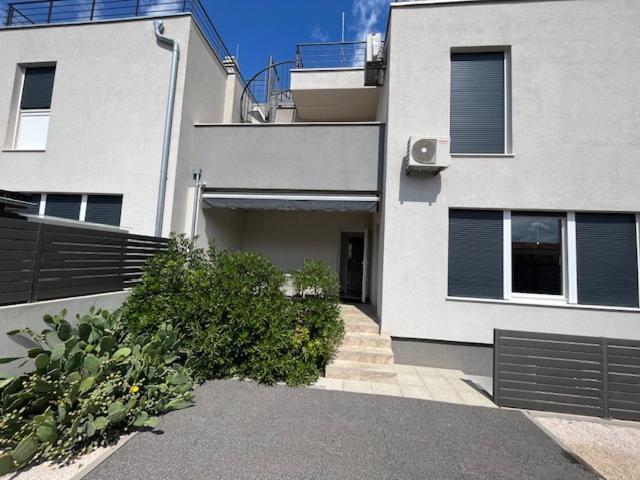 Ferienhaus Luka Zadar Exteriér fotografie